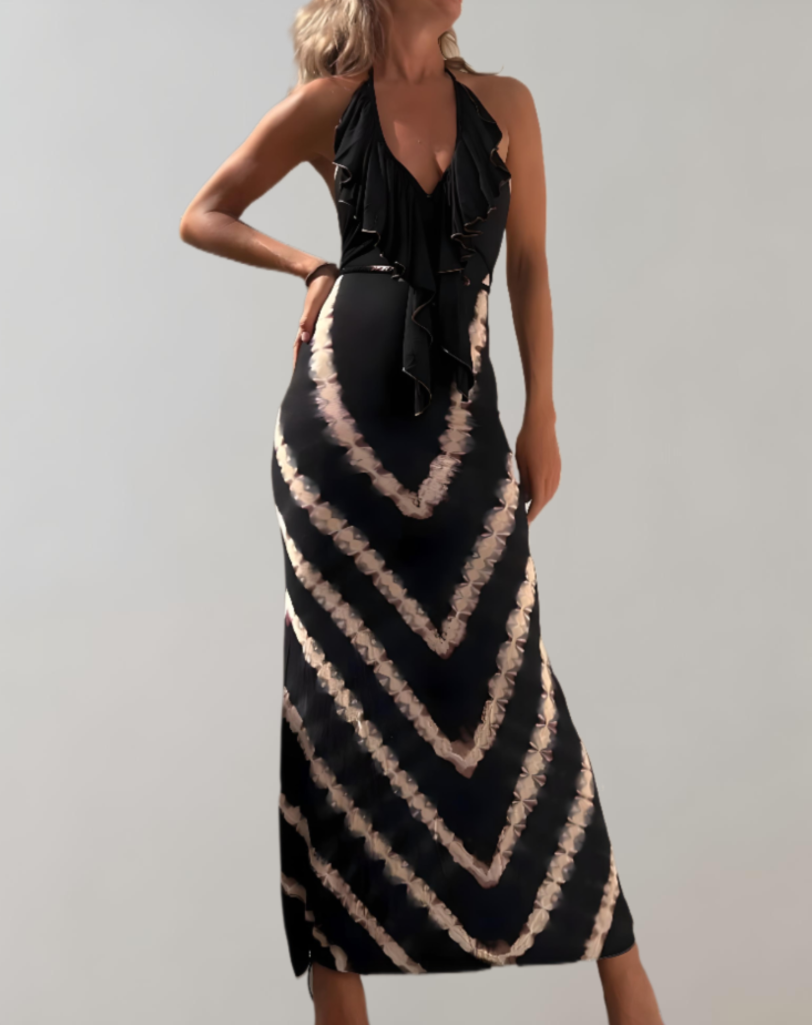 Ophelia mouwloze en rugloze maxi-jurk met halterhals, V-patroon en ruches in patchwork-snit