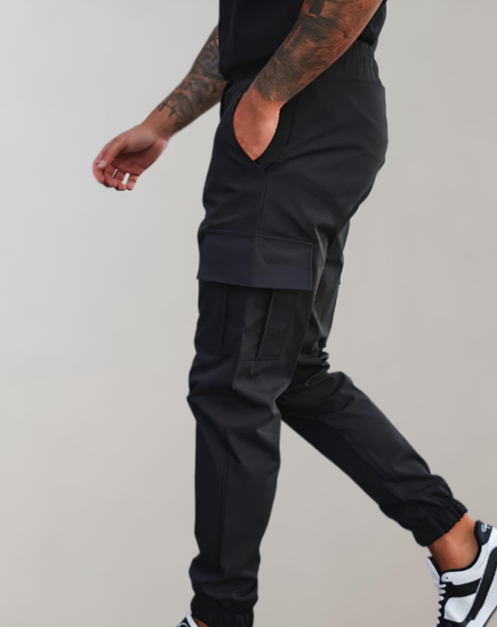 Addison - Soepele slim fit jogger voor heren met meerdere zakken en elastische taille