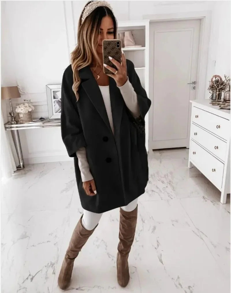 Oversized trenchcoat voor dames met dubbele knoopsluiting en relaxte pasvorm