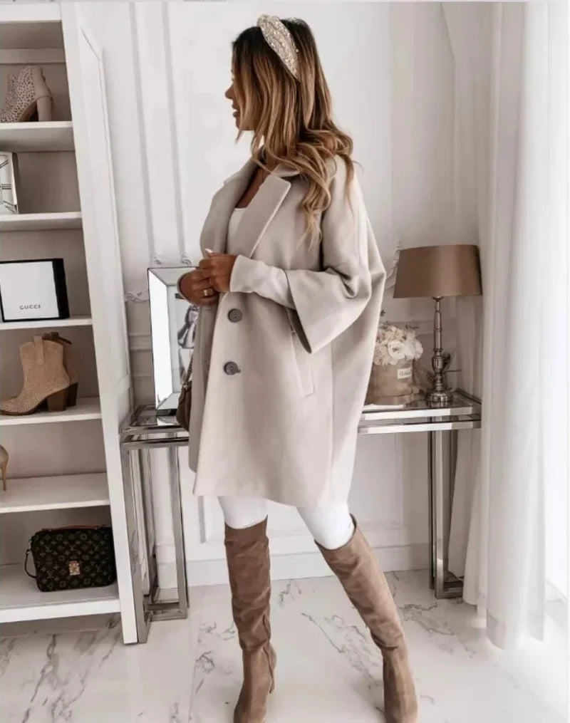 Oversized trenchcoat voor dames met dubbele knoopsluiting en relaxte pasvorm