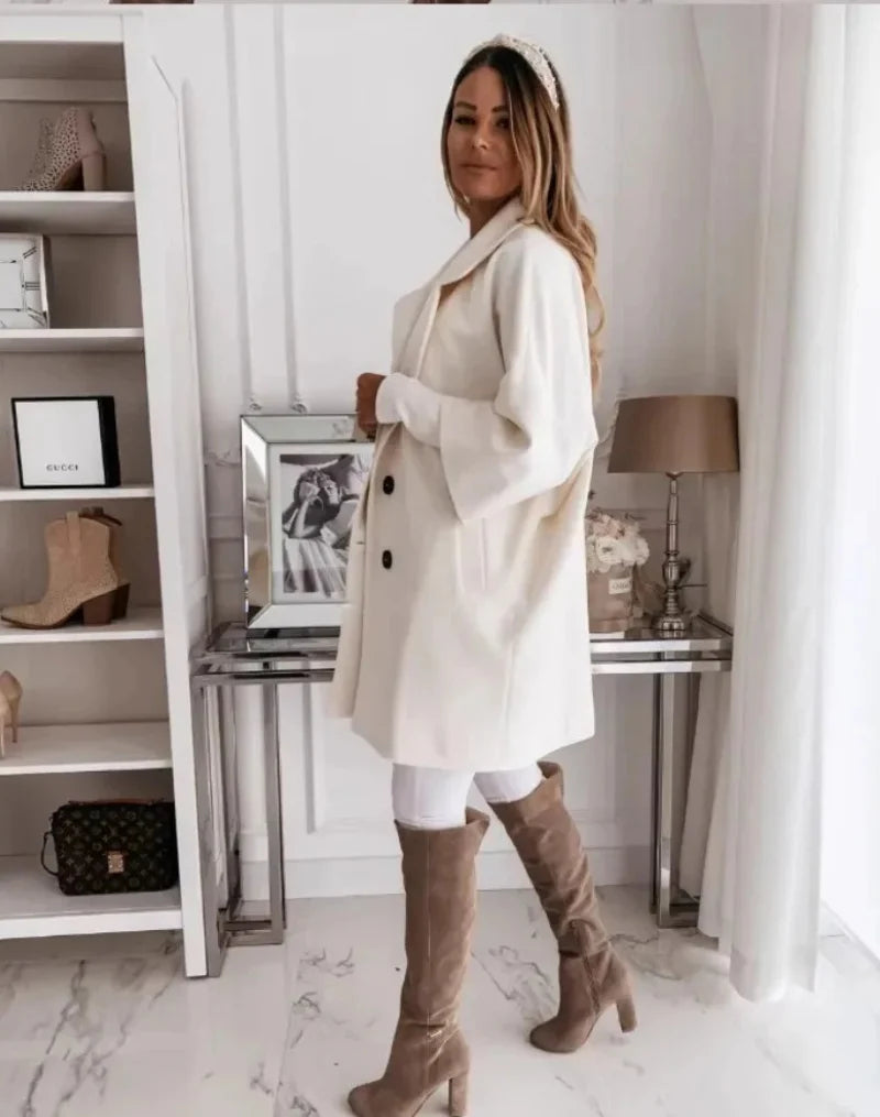 Oversized trenchcoat voor dames met dubbele knoopsluiting en relaxte pasvorm